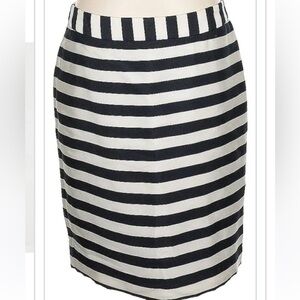 Worthington (Size 12) Black and White Striped Back Slit Mini Skirt